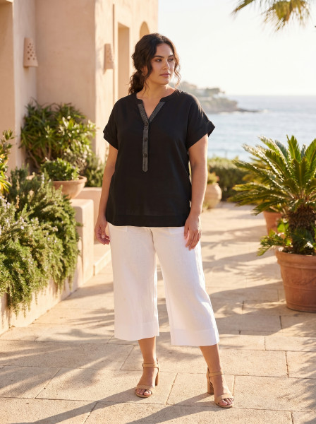 Linen Blend Top Vneck