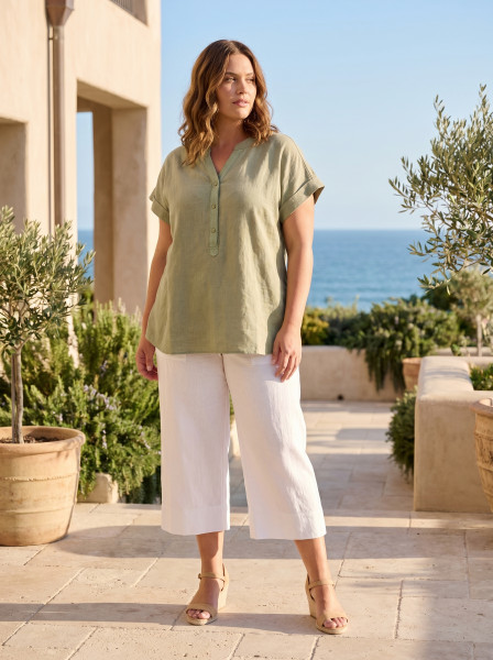 Linen Blend Top Vneck