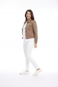 Cropped Stretch Denim Jacket