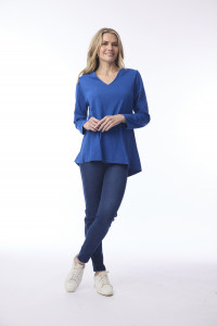 Essential Knit Top V Neck