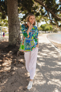 Tina V neck Pleated Top 3/4 Sleeve