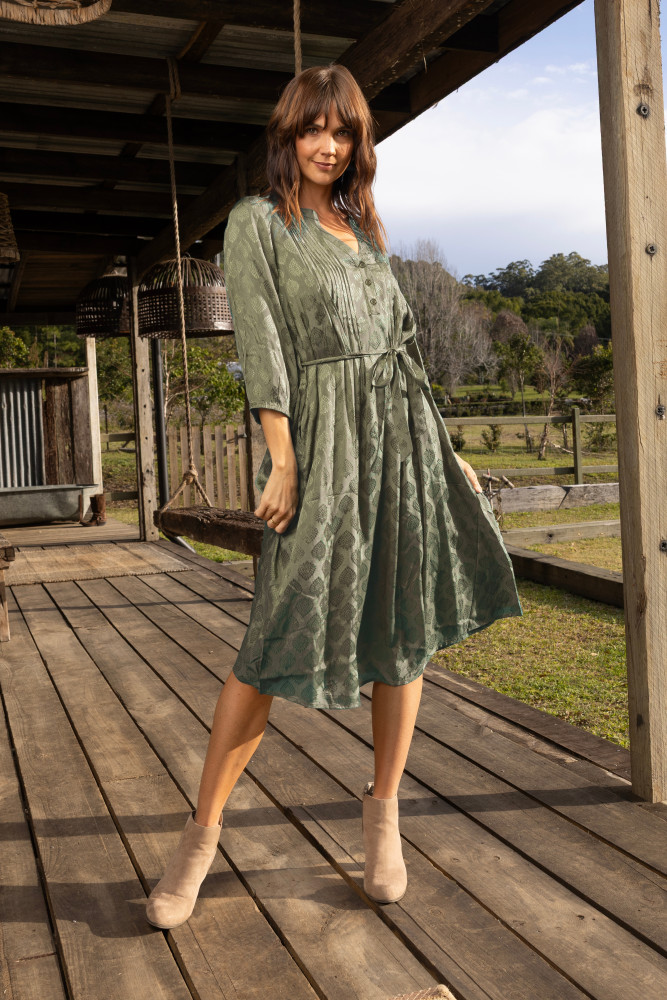 Solid Dress Pleated w belt