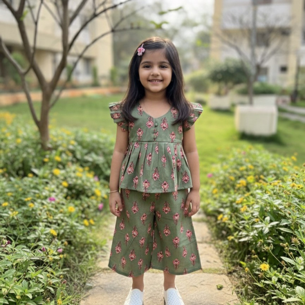 Image of Olive Bloom Print Pallazo Set