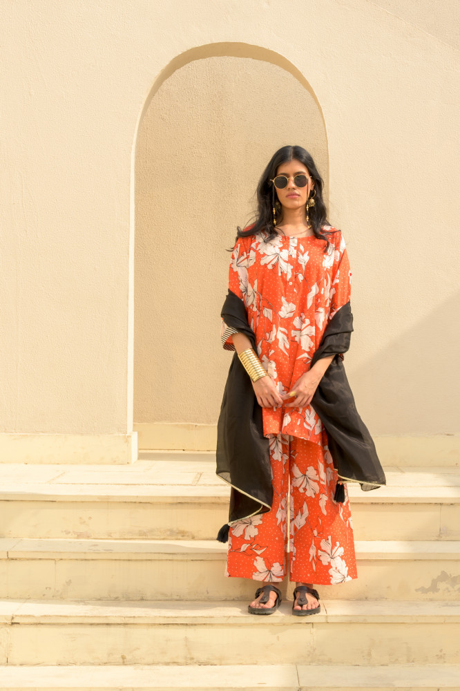 Image of Chikki Set, Hibiscus Red