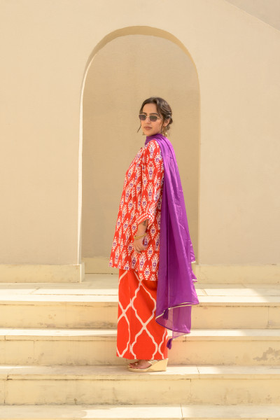 Chikki Set,Farsi Red