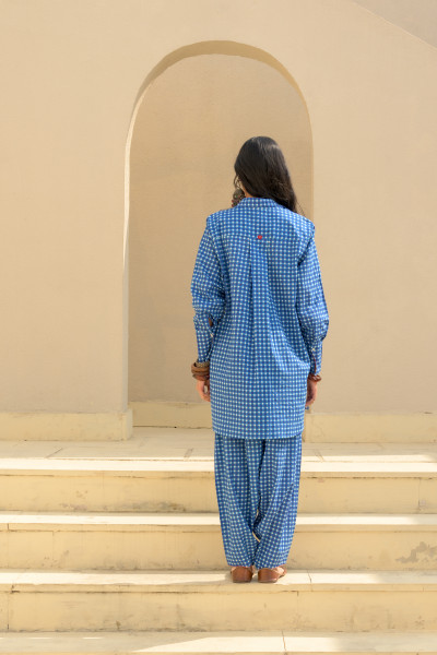 Guddan Set, Blue Checks