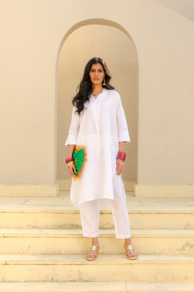 Image of Kamla Set, White  Linen