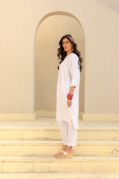 Kamla Set, White  Linen