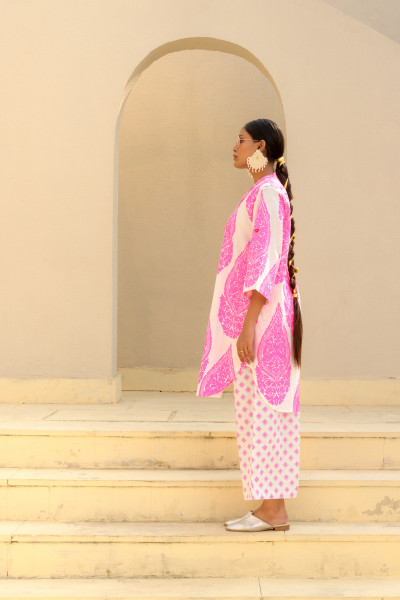 Pinky Set, Emperor Neon