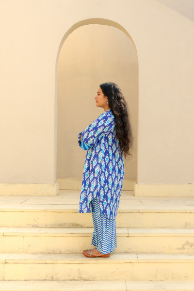 Pinky Set, Farsi Blue