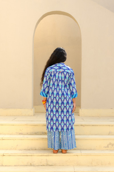 Pinky Set, Farsi Blue