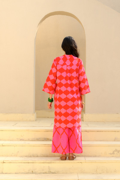 Pinky Set, Vixen Red