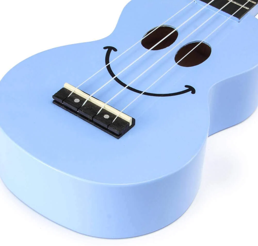 Mahalo U-SMILE-LBU Series Soprano Light Blue With Bag Ukulele