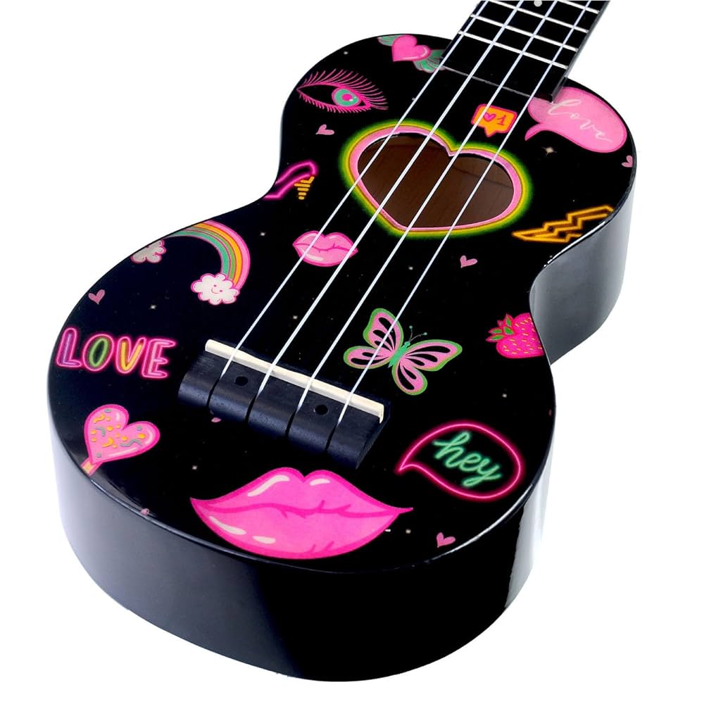 Mahalo MA1HEBK Art Series Heart Black Soprano With Bag Ukulele