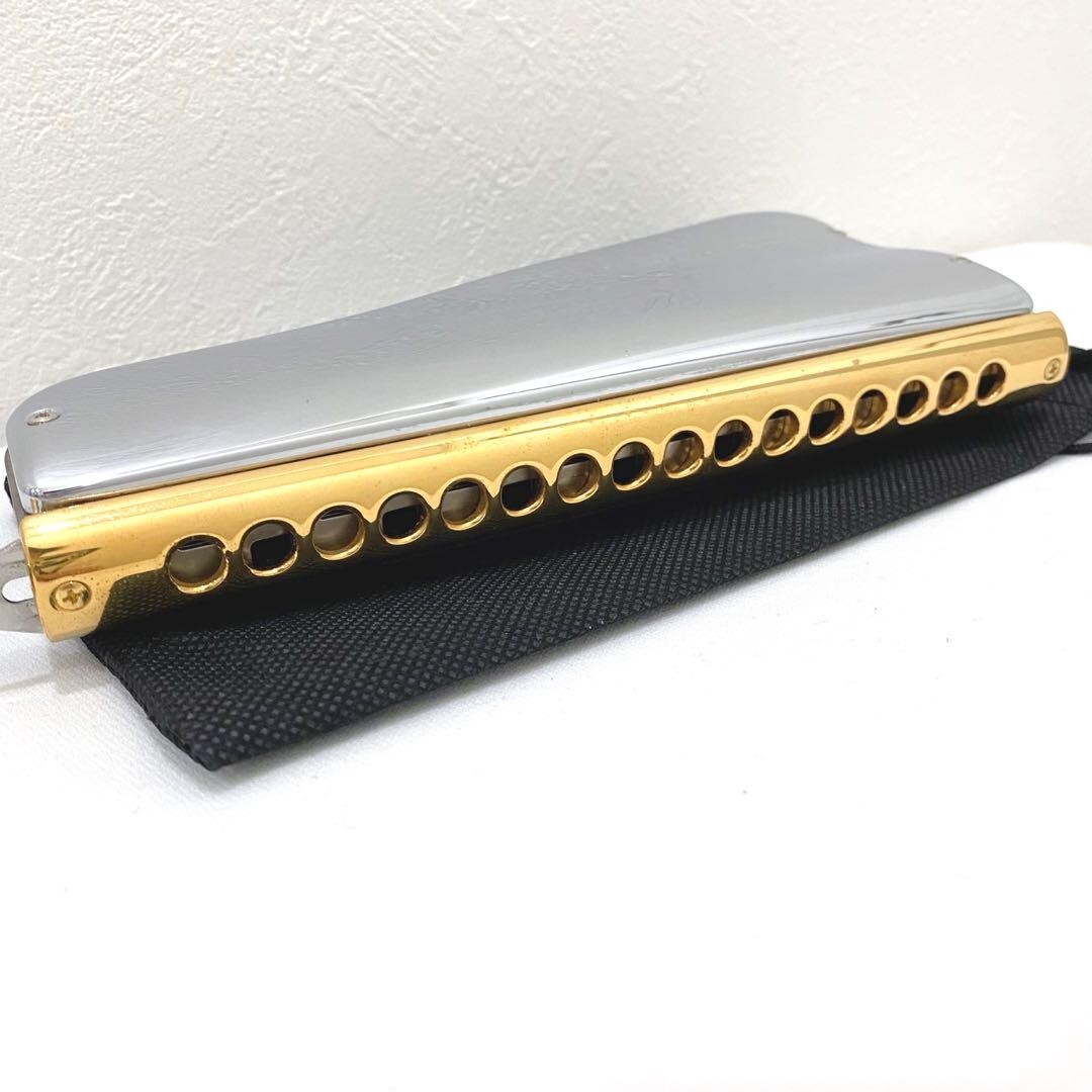 Suzuki SCT-128C Tremolo Chromatic Harmonica