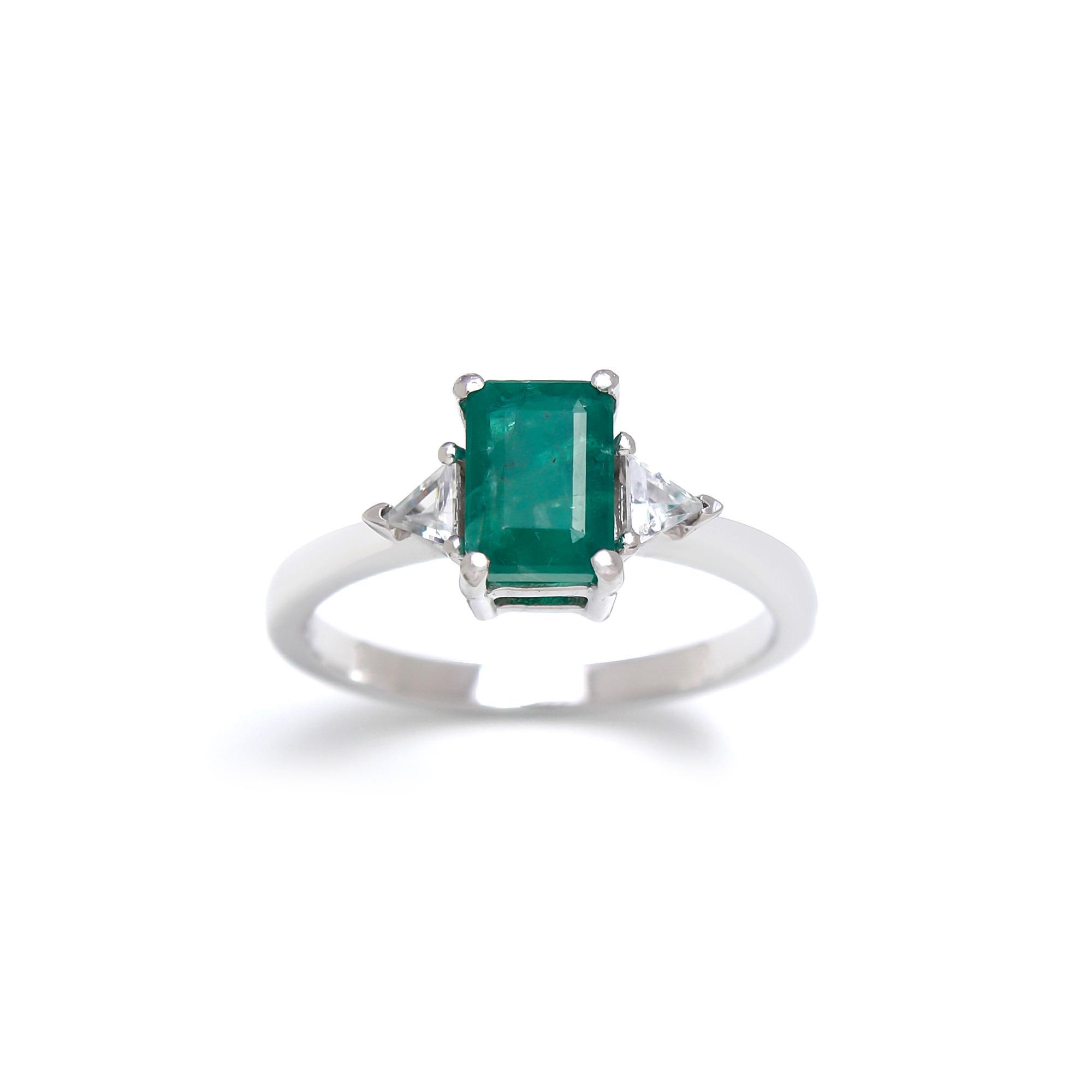 Emerald Trilogy Ring