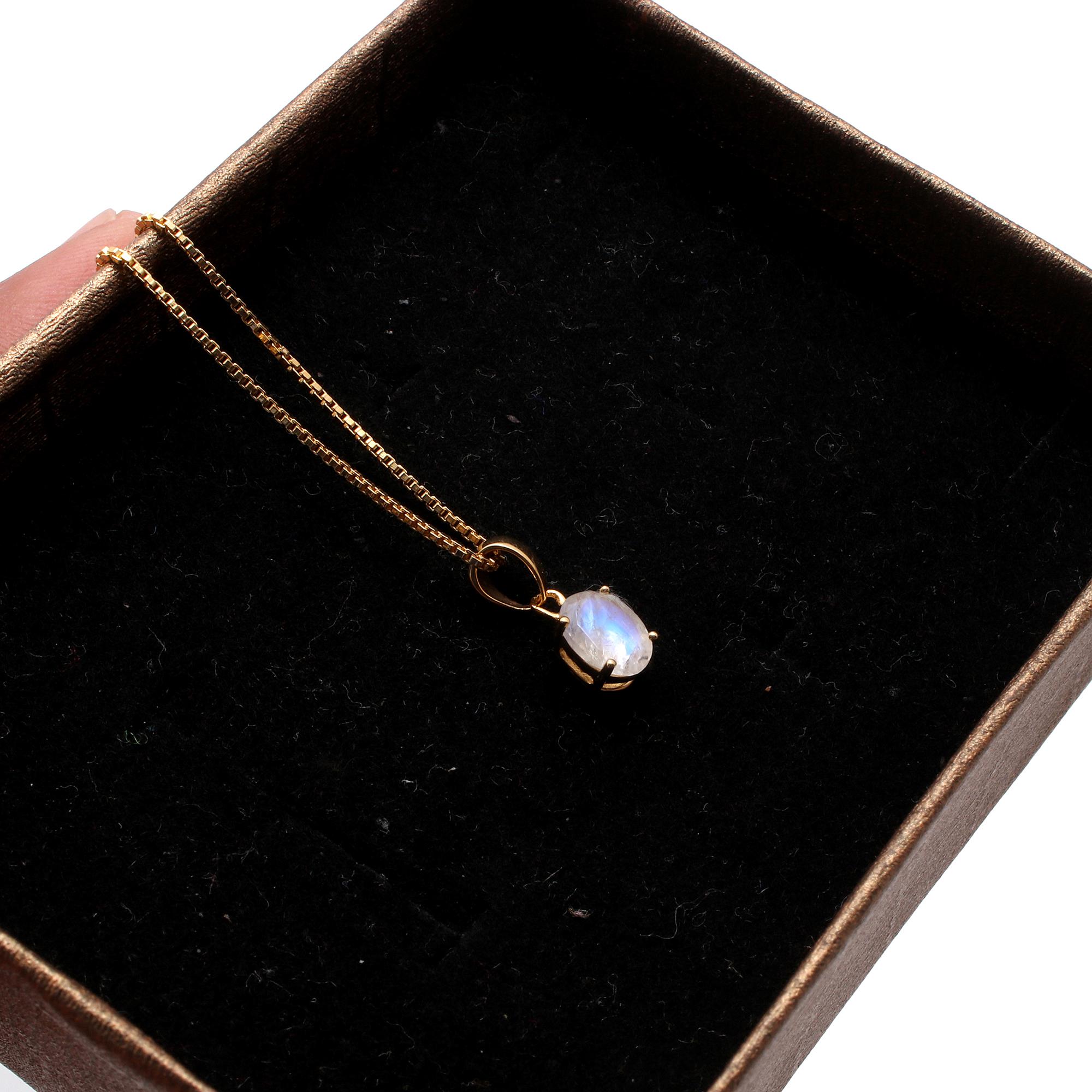 Rainbow Moonstone Solitaire Pendant With Chain