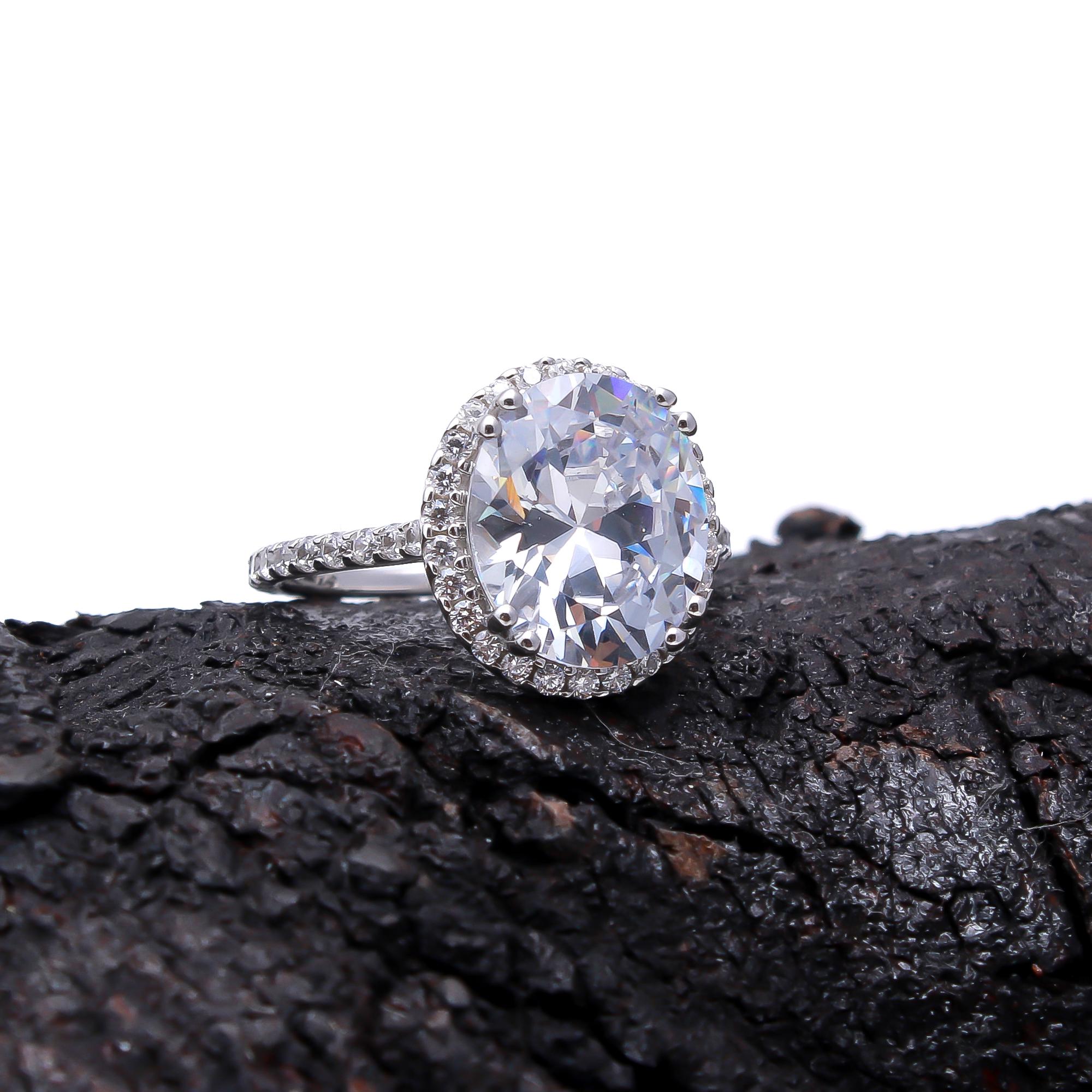 Lab Grown Diamond Bridal Halo Ring
