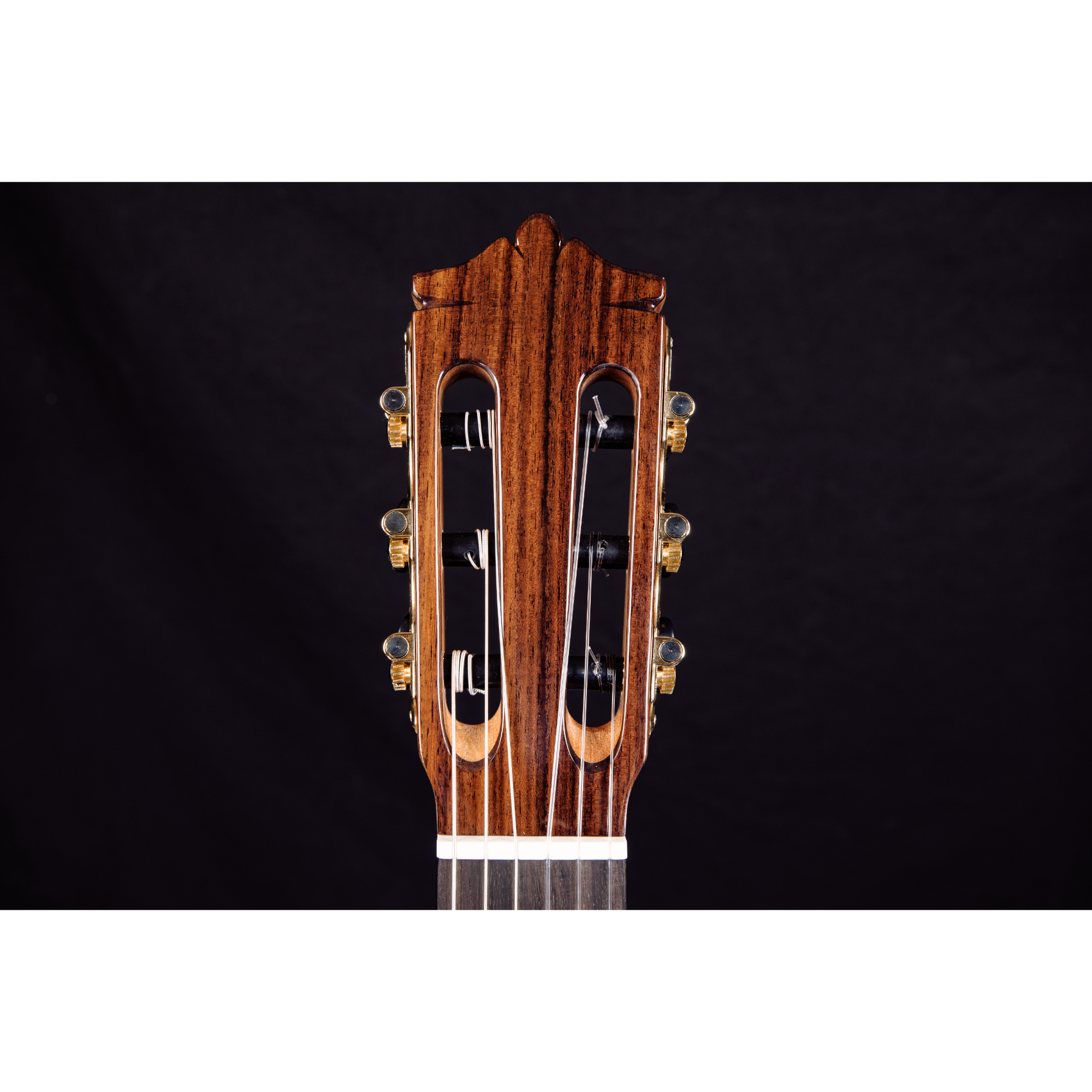 MARTINEZ MC-58C SOLID CEDAR TOPINDIAN ROSEWOOD CLASSICAL GUITAR NATURAL
