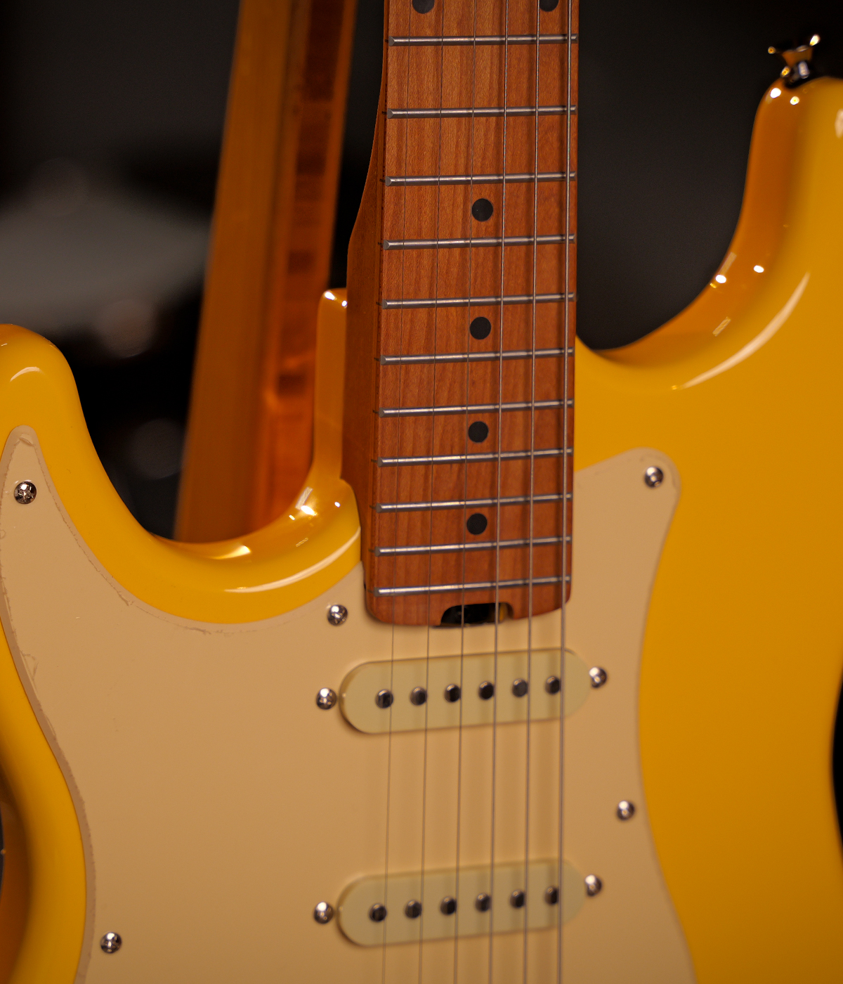 Strydom ST30M Left handed Pastel Yellow HSS Mini Humbucker