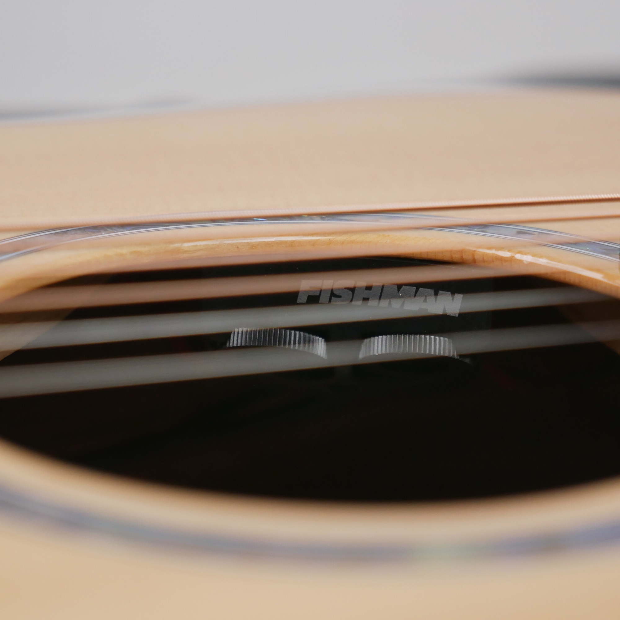 Kepma G1ED Solid top Semi- Acoustic Guitar with fishman power tap infinity Eq