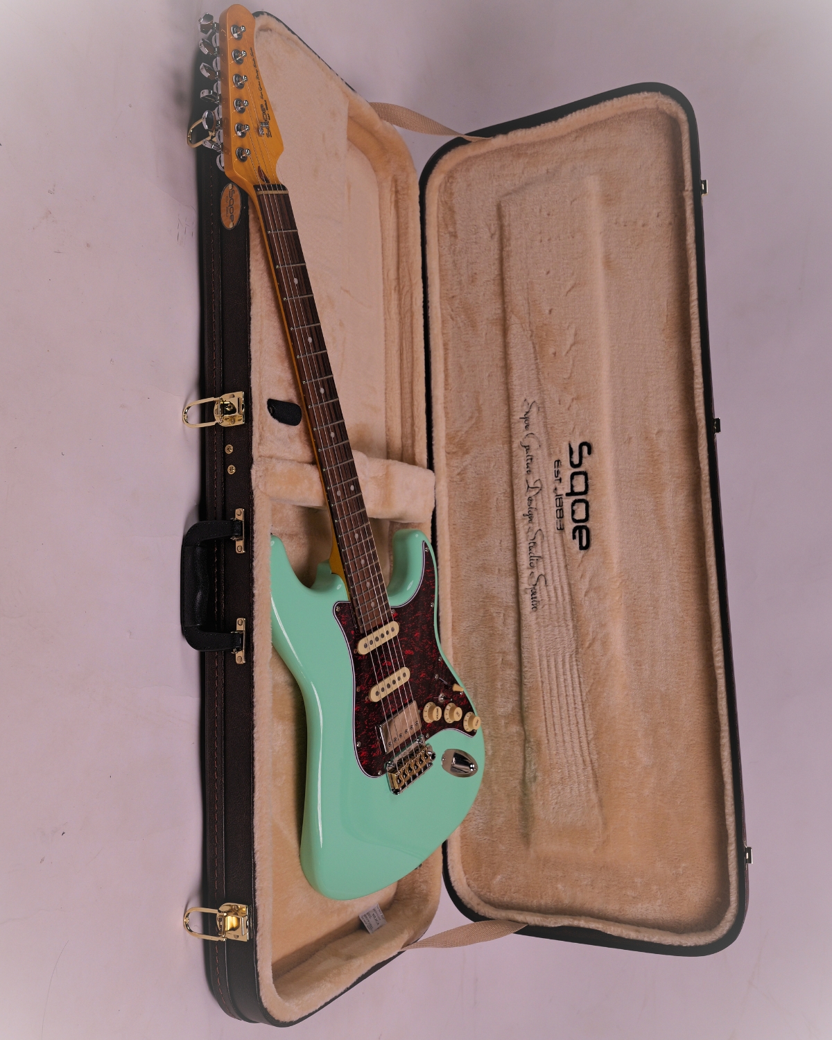 SQOE SEST1000 Surf Green HSS with hardcase