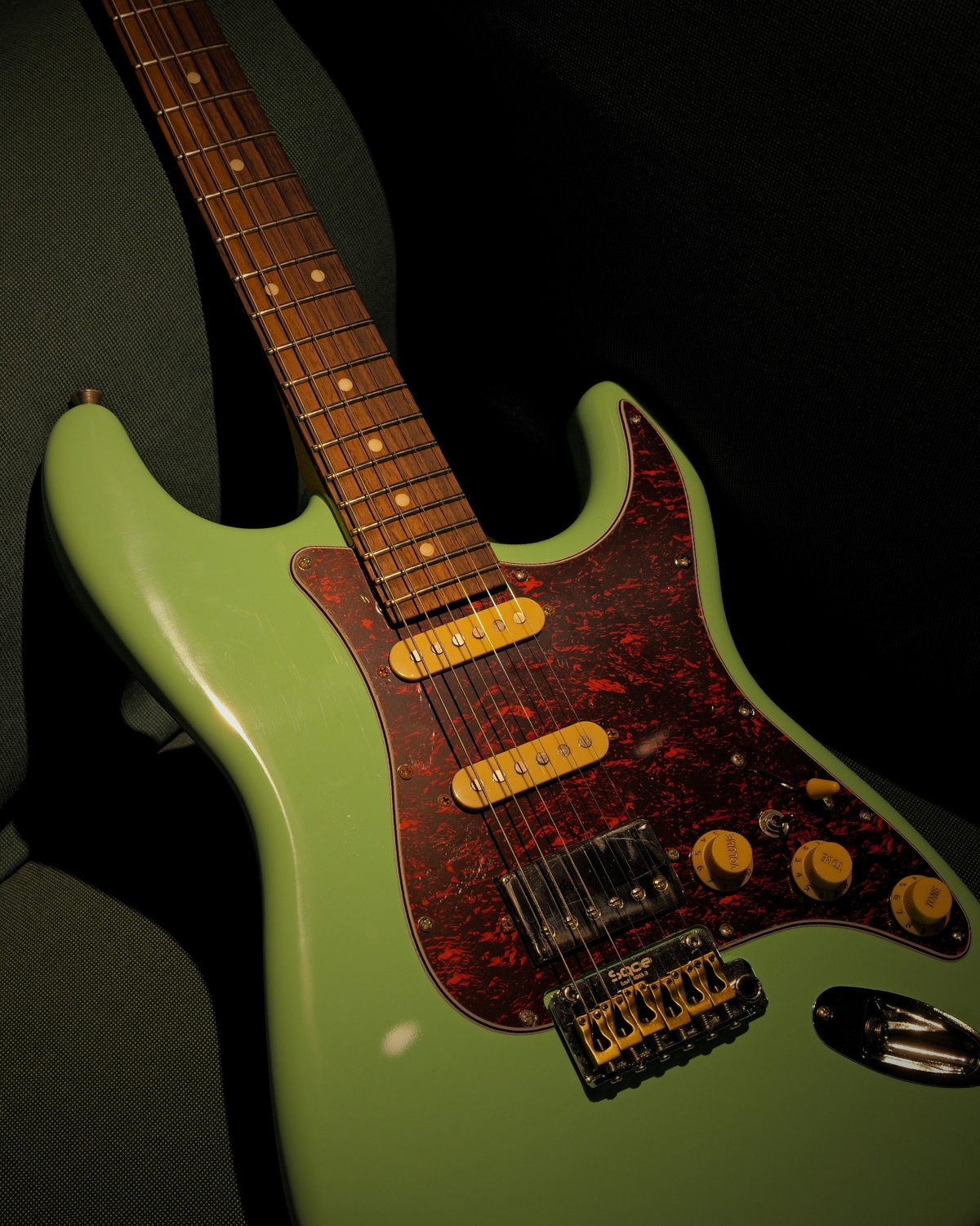 SQOE SEST1000 Surf Green HSS with hardcase
