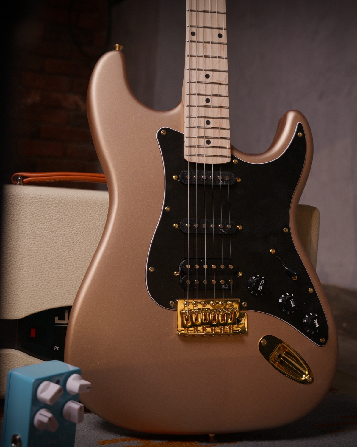 Strydom ST20M Nova Gold Electric Guitar Gold Hardware