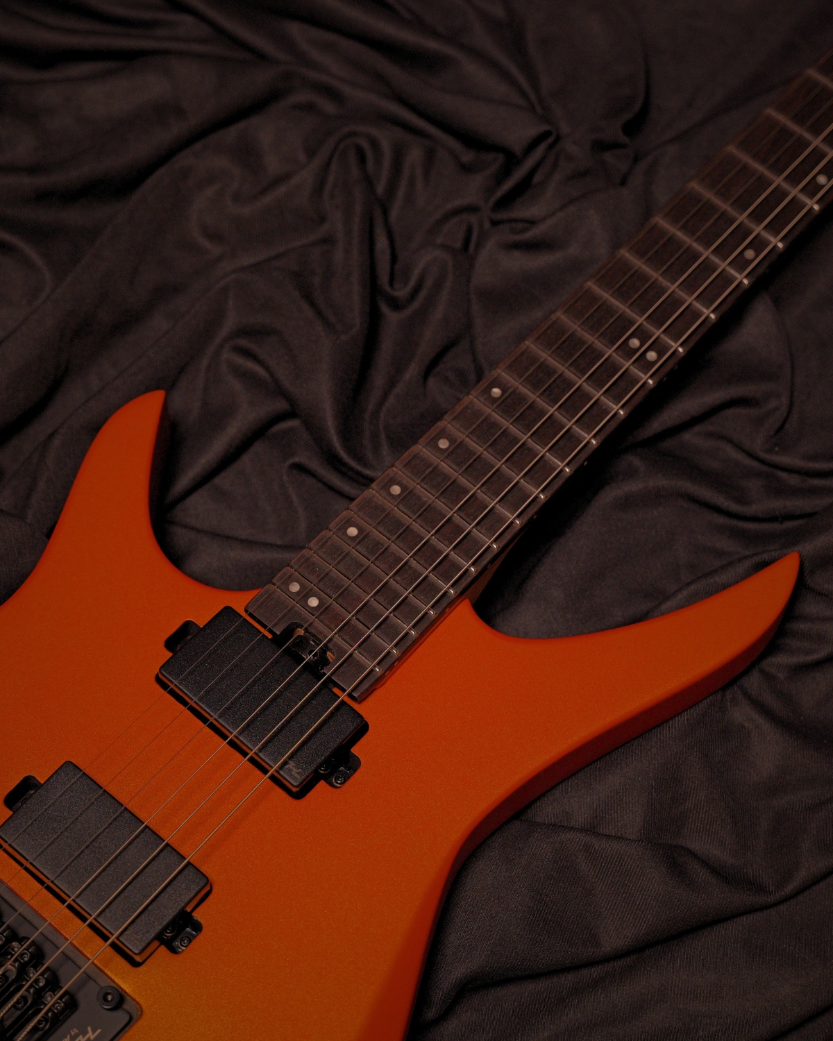 HEX N500LS Headless Guitar Metallic coral orange  Active Pickups Stainless Frets