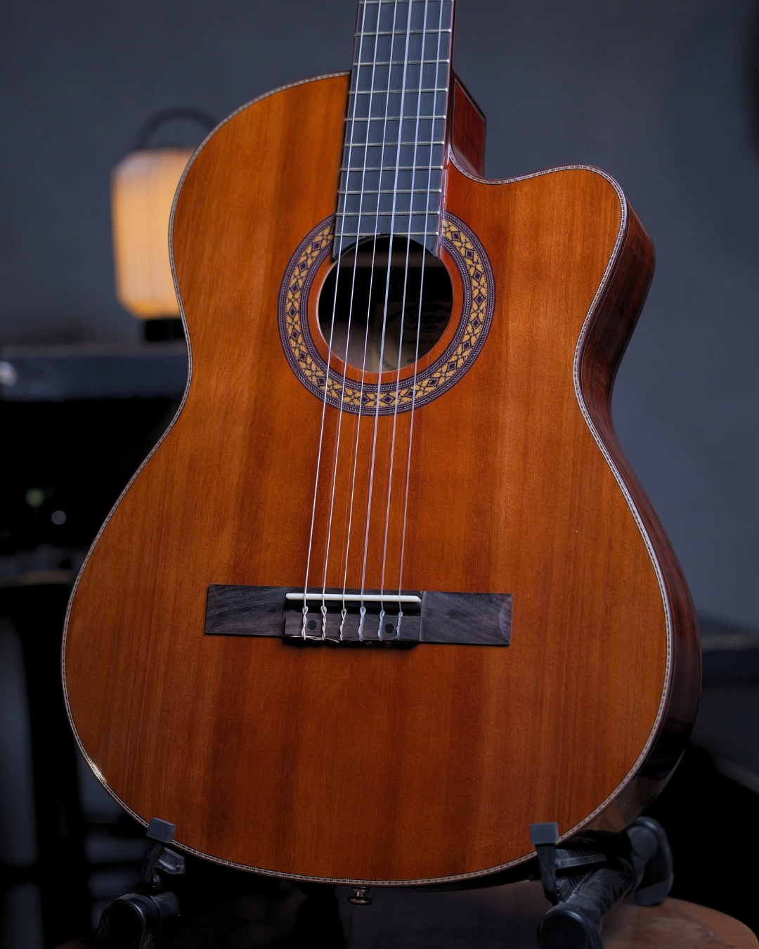 SQOE EC3968 Cedar Natural Classical Guitar