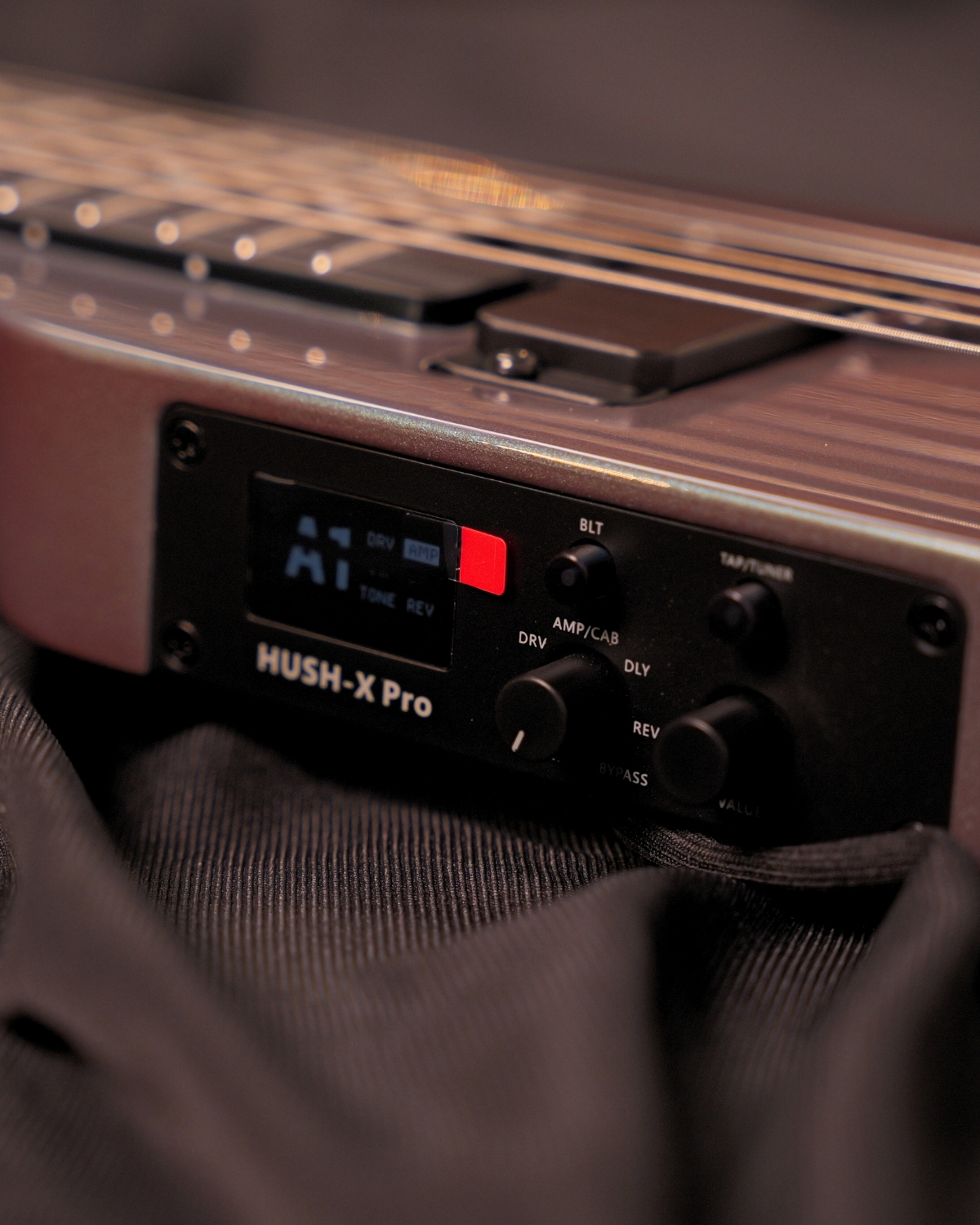 Donner HUSH X PRO midnight glow Electric Guitar Kit - Smart Travel Guitar with Dozens of Preset Combinations 7 Tone Sim Options