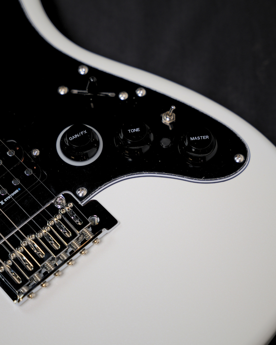Strydom ST30 PRO Riot 1S Electric Guitar - Metallic White