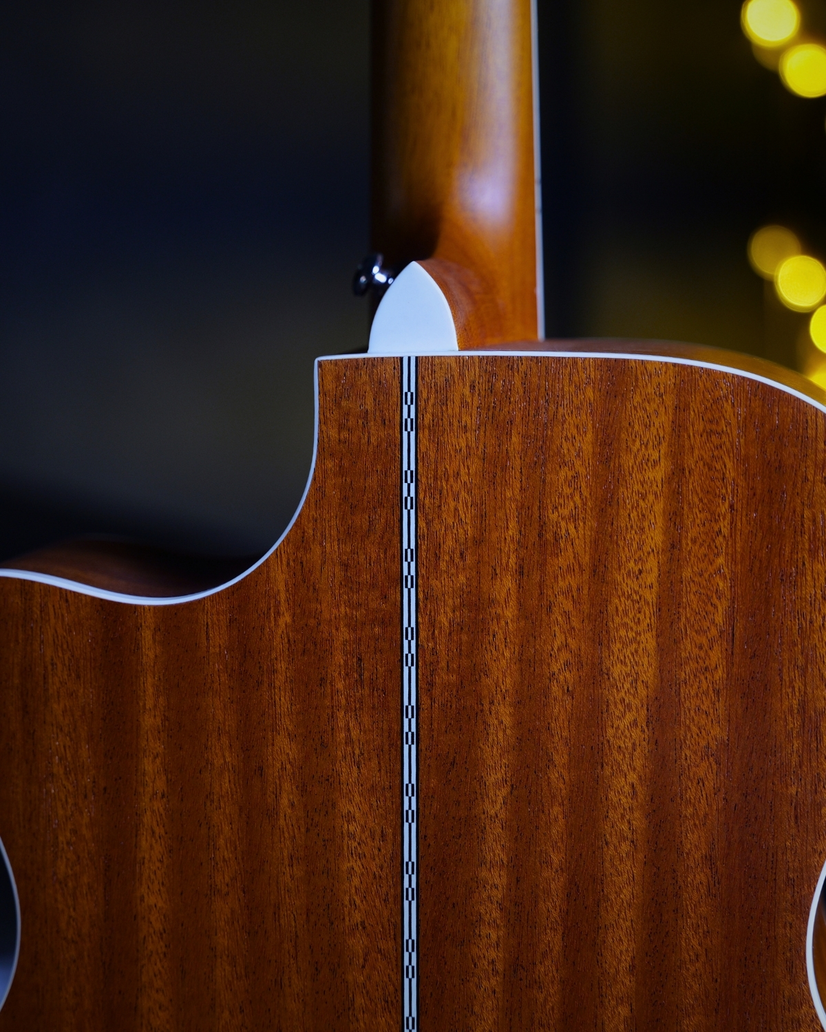 AC40C Vintage yellow Solid Spruce Top Acoustic Guitar  Mahogany Back  Sides