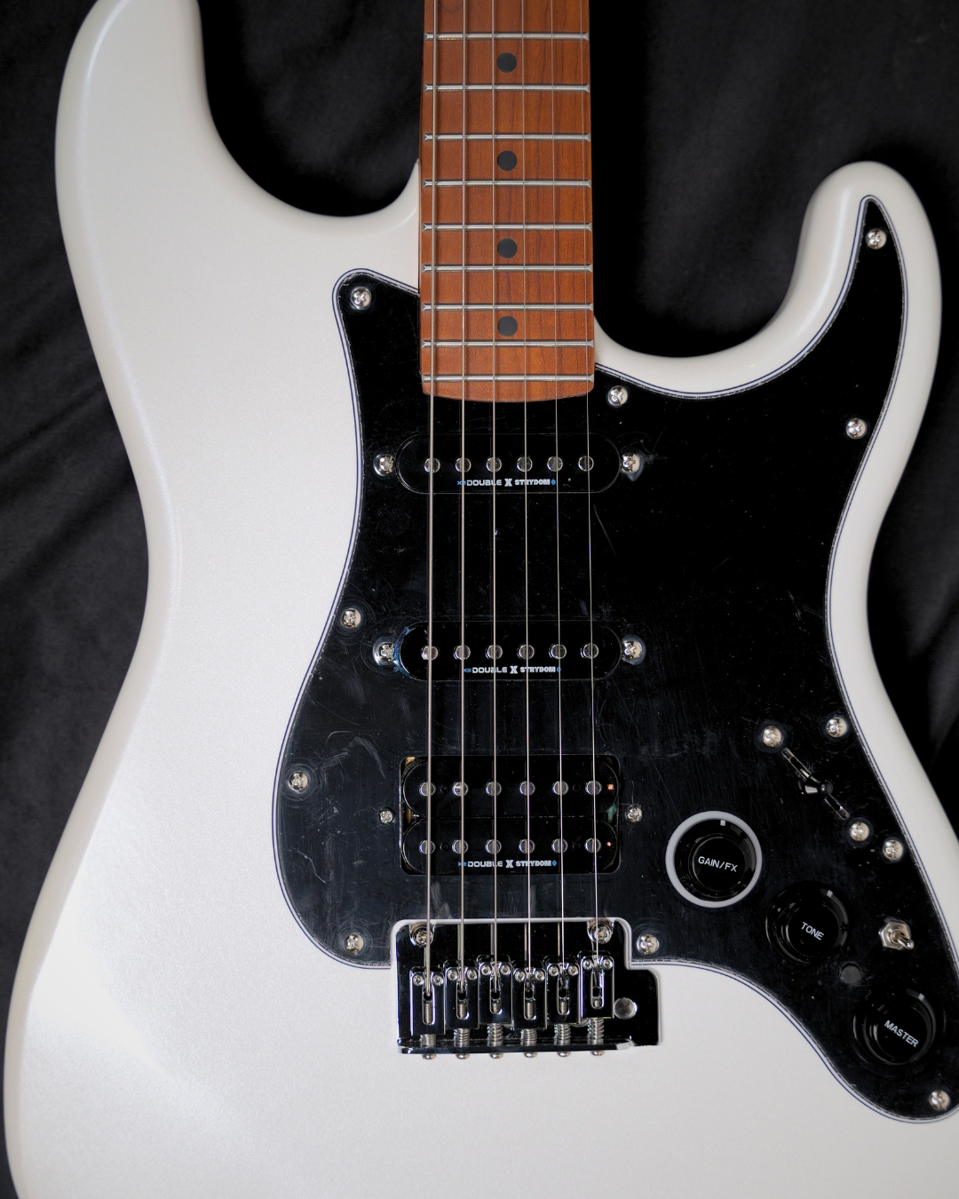 Strydom ST30 PRO Riot 1S Electric Guitar - Metallic White