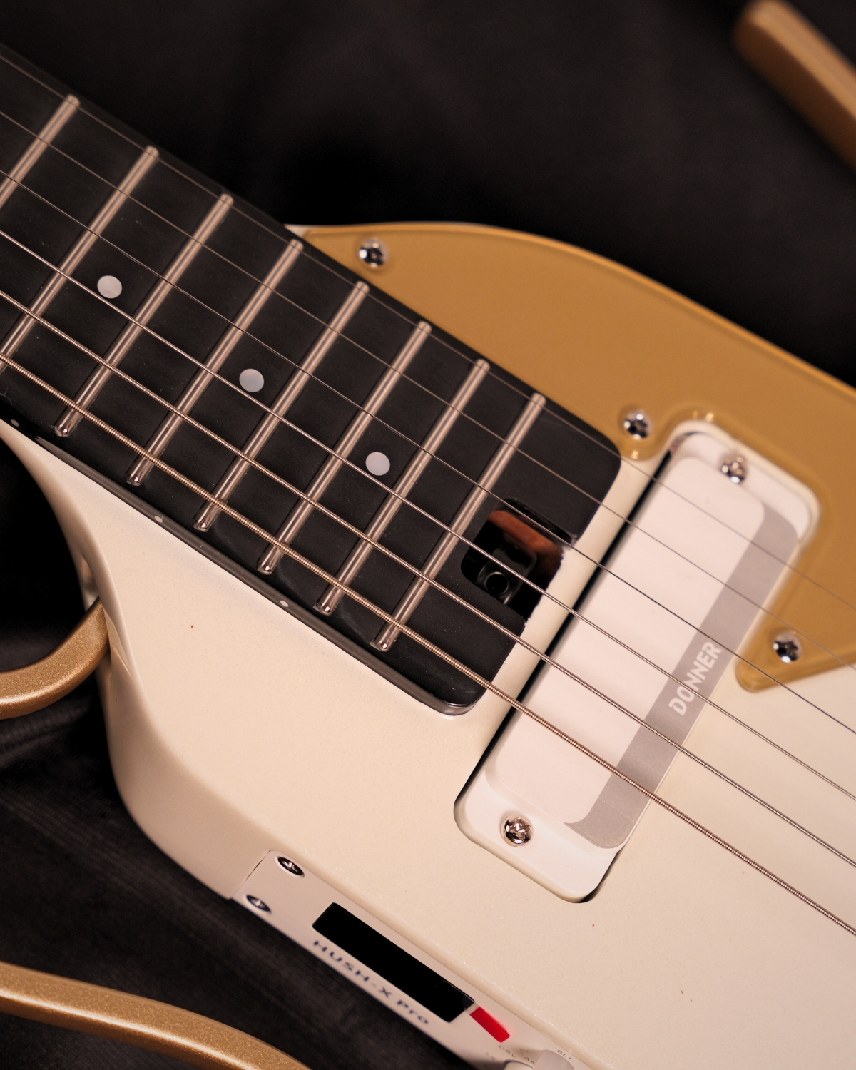 Donner HUSH X PRO white luxe Electric Guitar Kit - Smart Travel Guitar with Dozens of Preset Combinations 7 Tone Sim Options