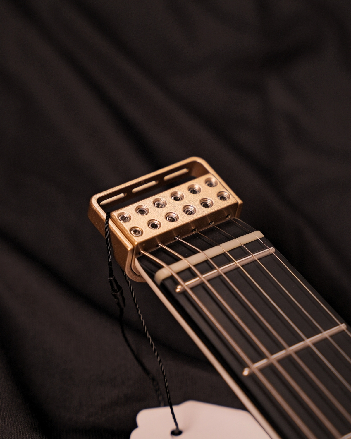 Donner HUSH X PRO white luxe Electric Guitar Kit - Smart Travel Guitar with Dozens of Preset Combinations 7 Tone Sim Options