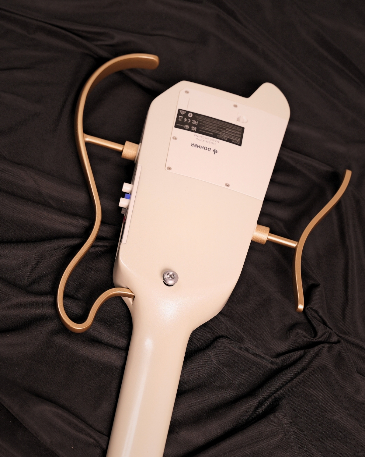 Donner HUSH X PRO white luxe Electric Guitar Kit - Smart Travel Guitar with Dozens of Preset Combinations 7 Tone Sim Options