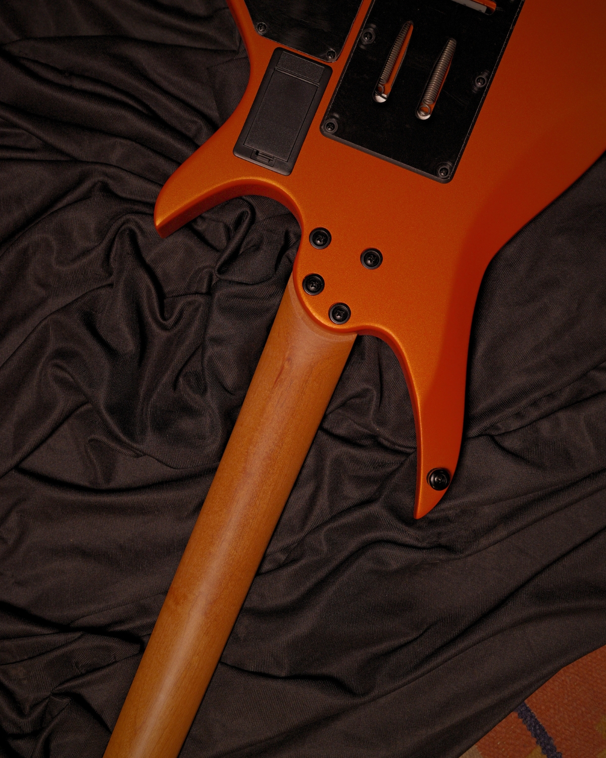 HEX N500LS Headless Guitar Metallic coral orange Active Pickups Stainless Frets