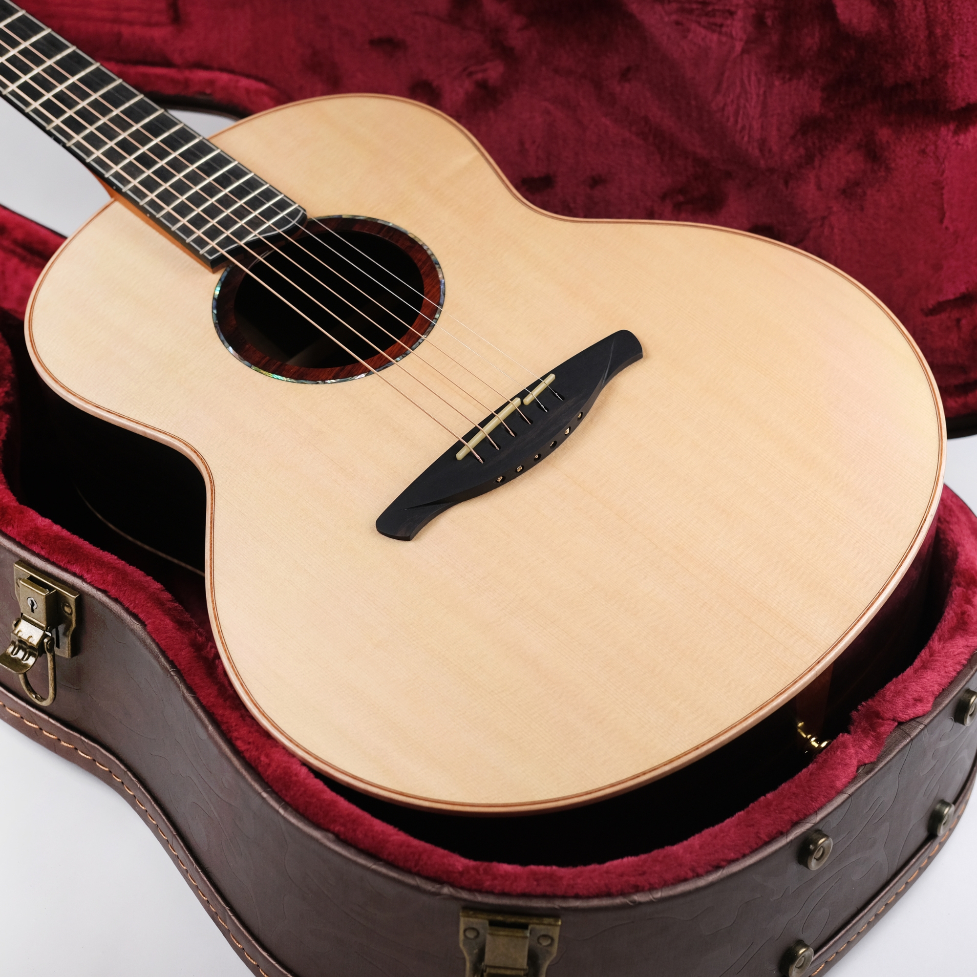 Hsienmo F shape custom 3A Spruce 3A wild east indian rosewood acoustic guitar