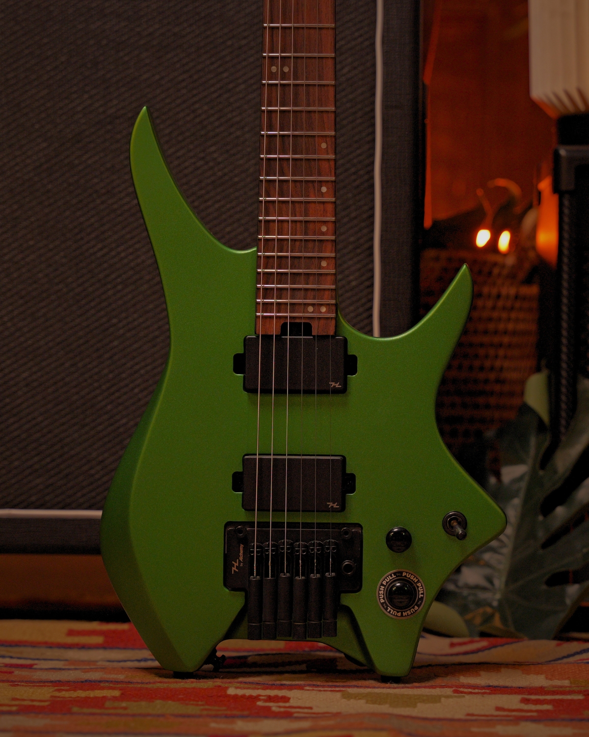 HEX N500S Headless Guitar Metallic Emerald Green Active Pickups Stainless Frets