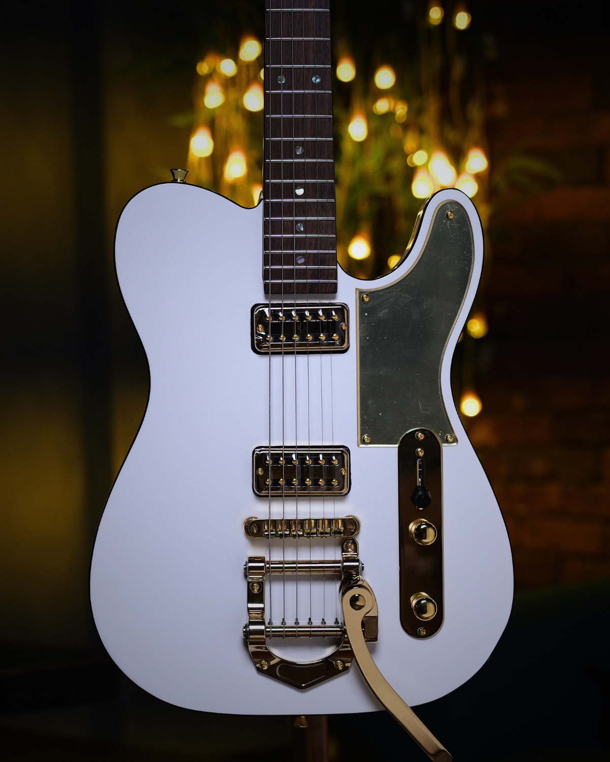 SQOE SETL1000FR  Pearl white Premium Custom Telecaster with Bigsby Tremolo  ABS Case