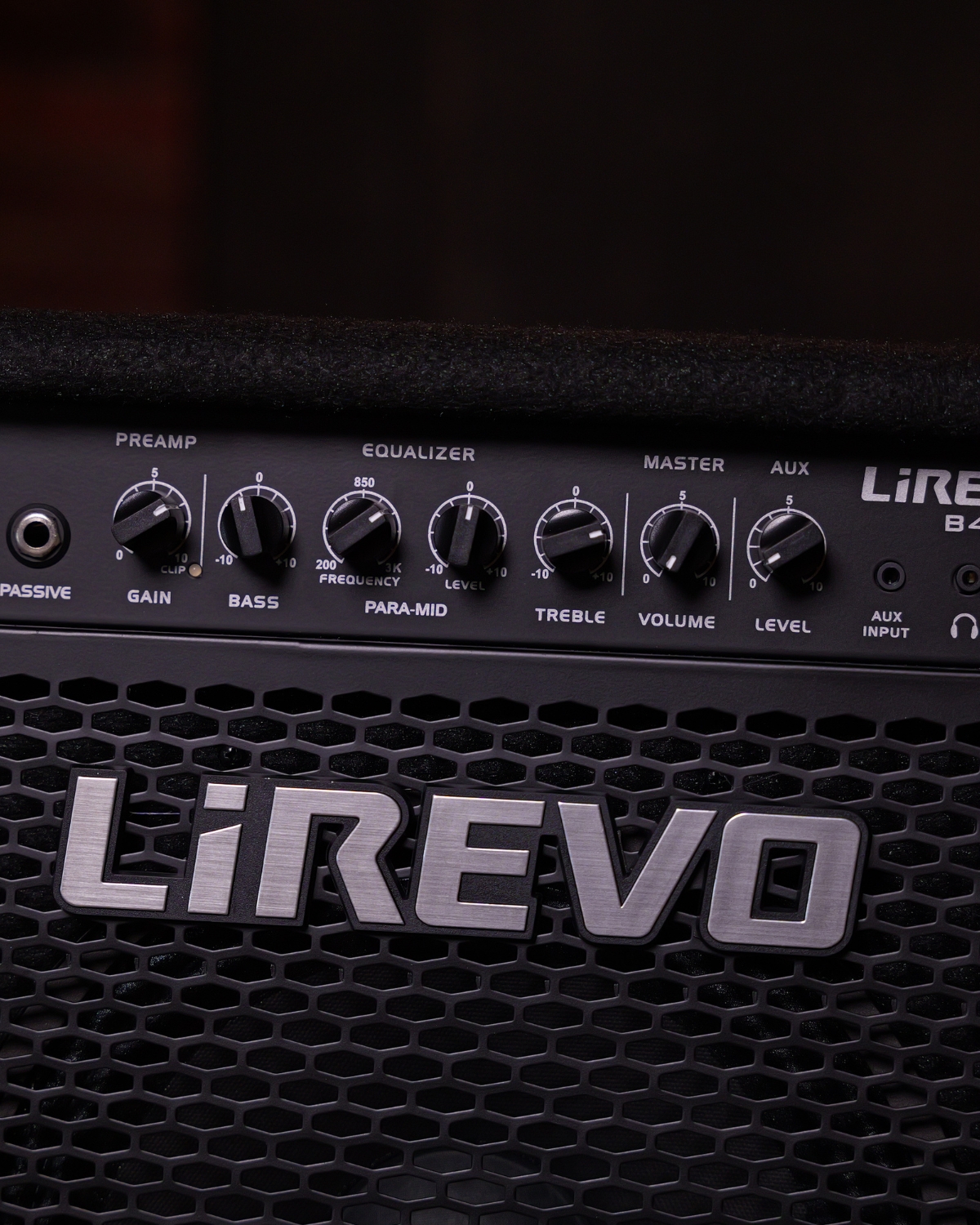 Lirevo B40 40W Bass Guitar Amplifier India