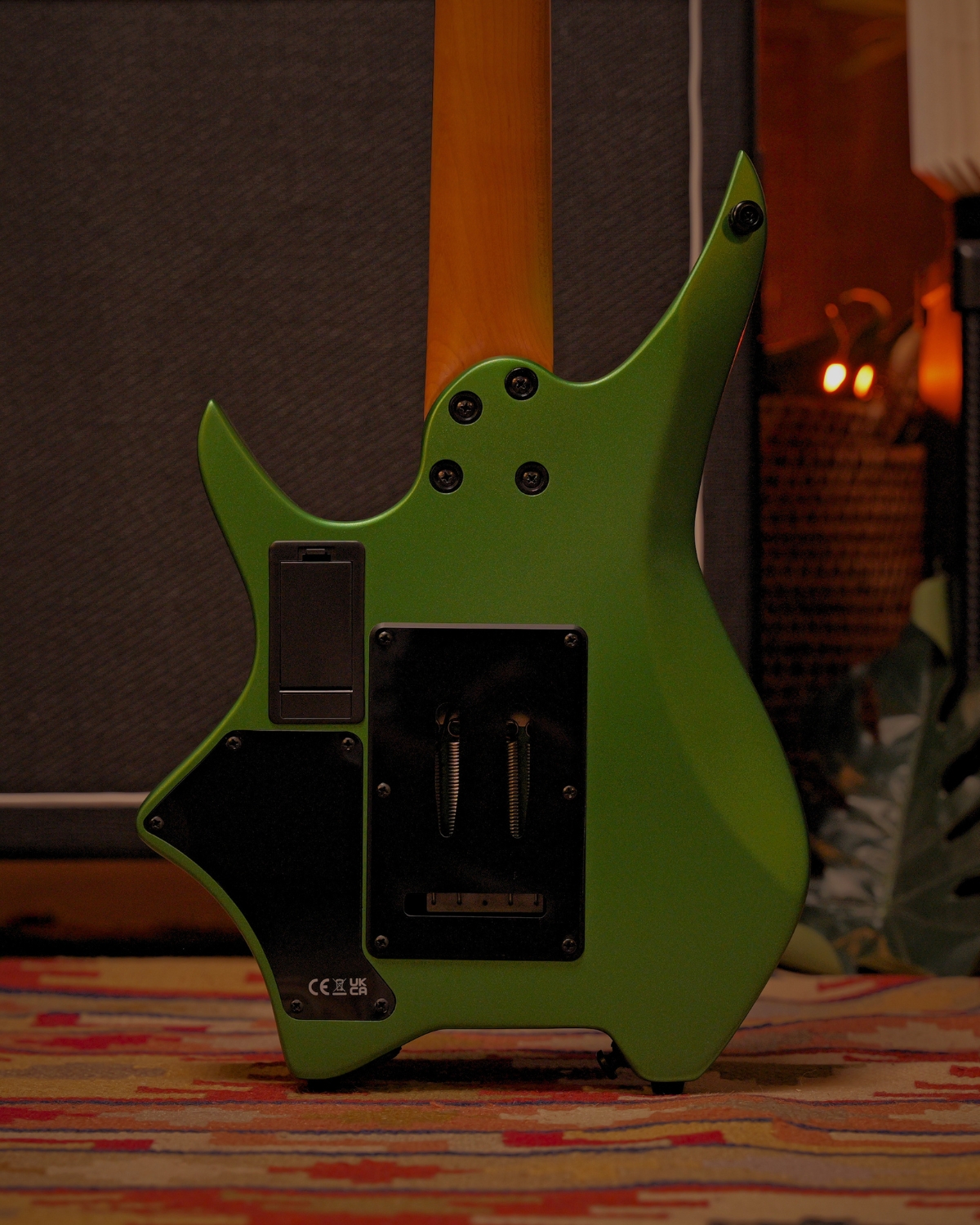 HEX N500S Headless Guitar Metallic Emerald Green Active Pickups Stainless Frets
