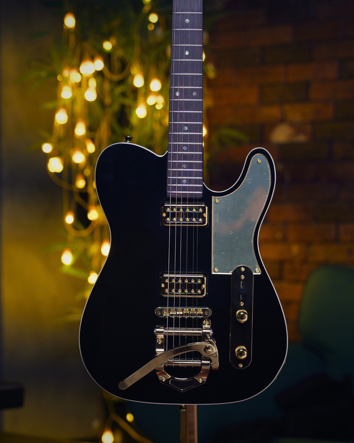 SQOE SETL1000FR  Phantom black Premium Custom Telecaster with Bigsby Tremolo  ABS Case
