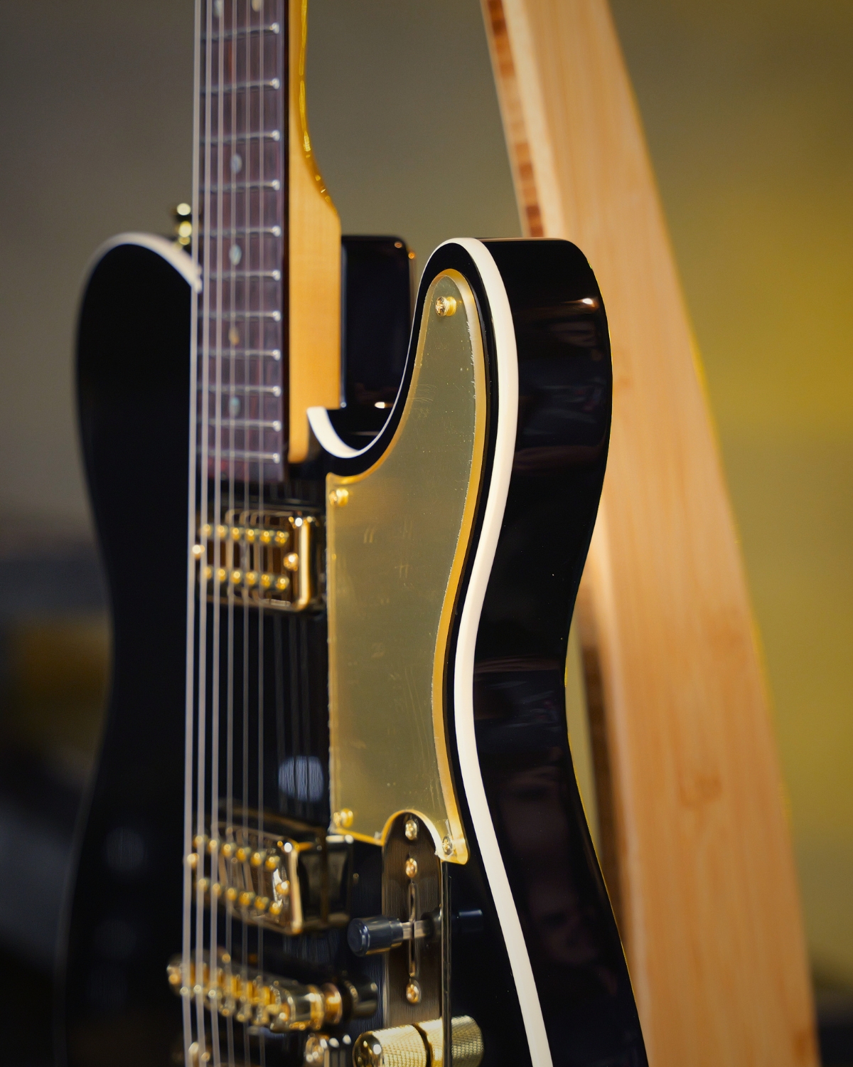 SQOE SETL1000FR Phantom black Premium Custom Telecaster with Bigsby Tremolo ABS Case