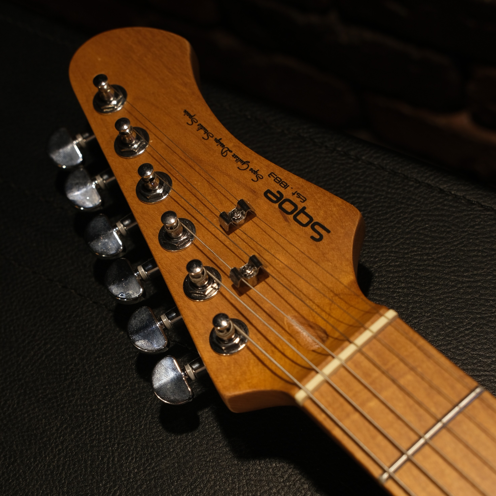 SQOE SEST610 HSS Dark Knight Series - Blue