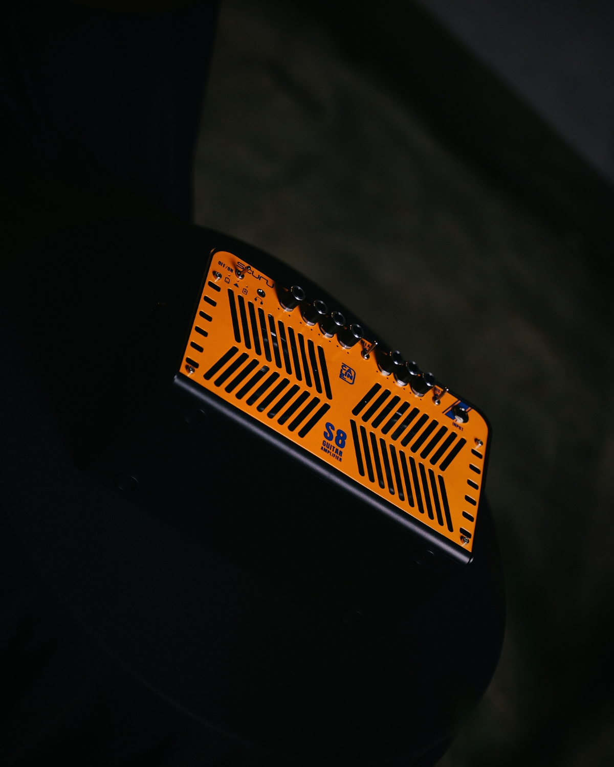 Caline Scuru S8G Portable Guitar Amplifier 20W with Bluetooth  Effects