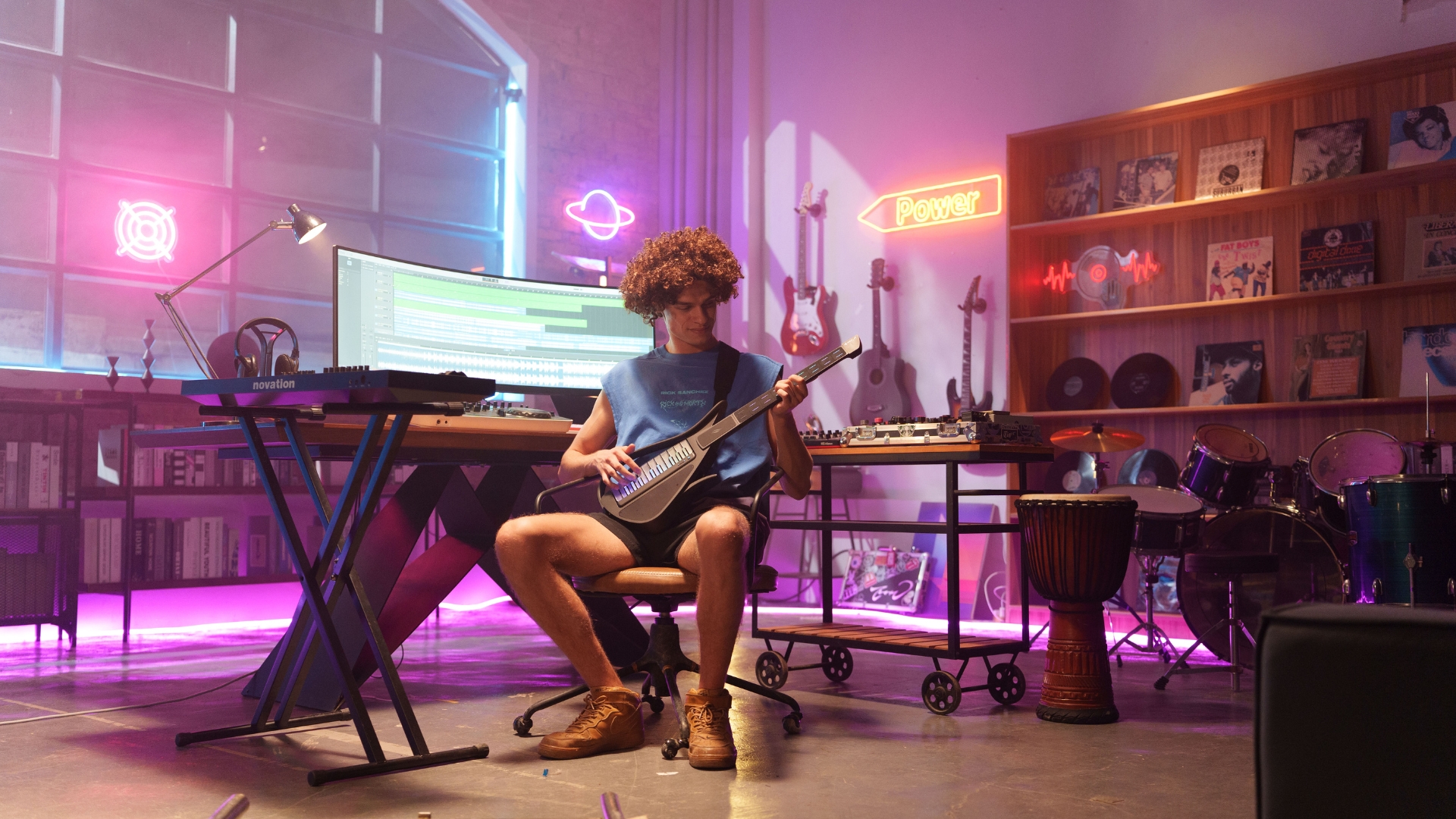 Enya CYBER-G Stringless Smart Guitar Foldable Travel Backing Guitar Built-in Drum Machine Bassline 20 instrument Sounds for One-Man Band App Interactive Chord Sheets For Adults TeensWhite