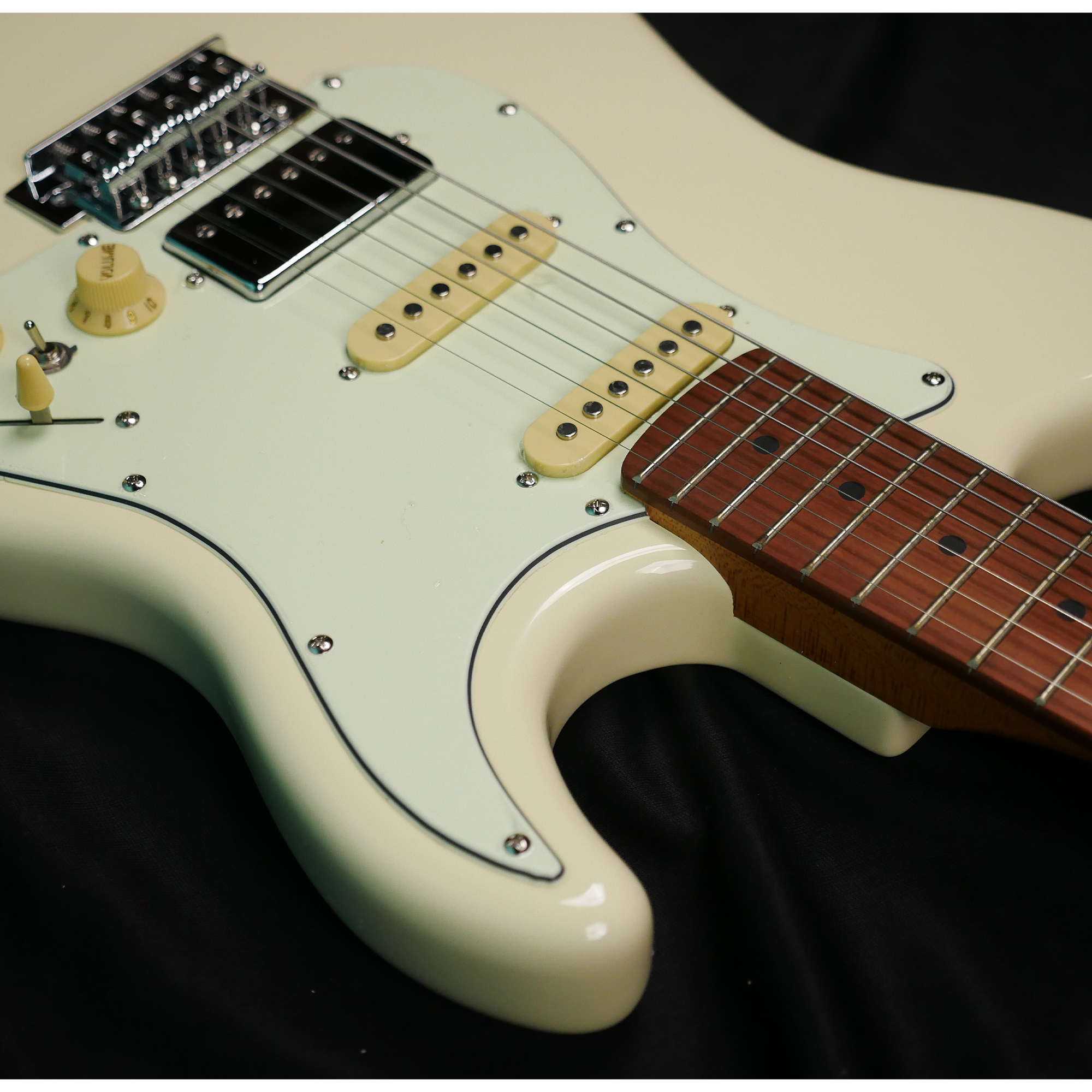 SQOE SEST600 HSS - Vintage white