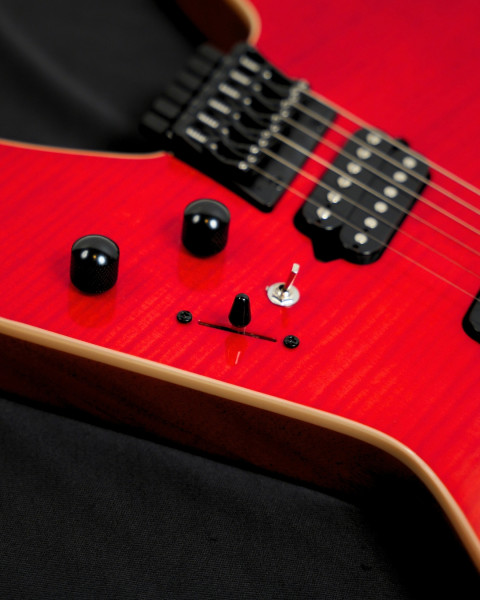 H-H Pickups, 3-Way Switch, Coil-Split Mini Switch - SQOE SEWT998 Strawberry Red